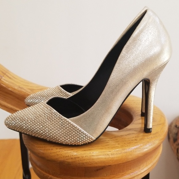 SOLD  "Aldo" Heels - Picture 3 of 6